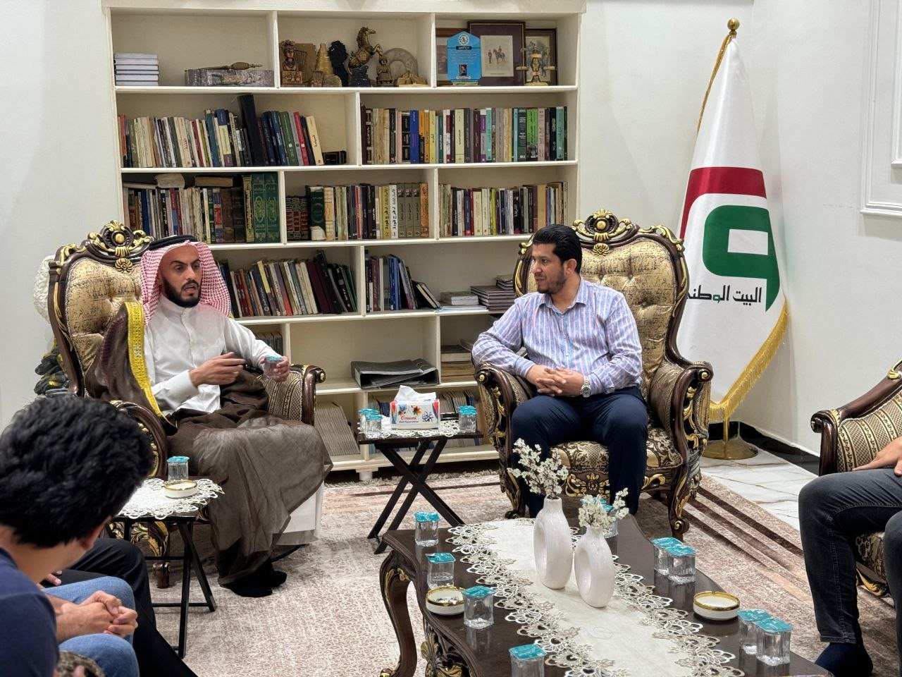 البيت الوطني يستضيف الشيخ غزوان المنشد شيخ قبيلة الفضول الغزي